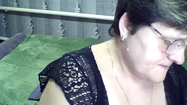 ElzaJewel online show from March 13, 7:42 pm