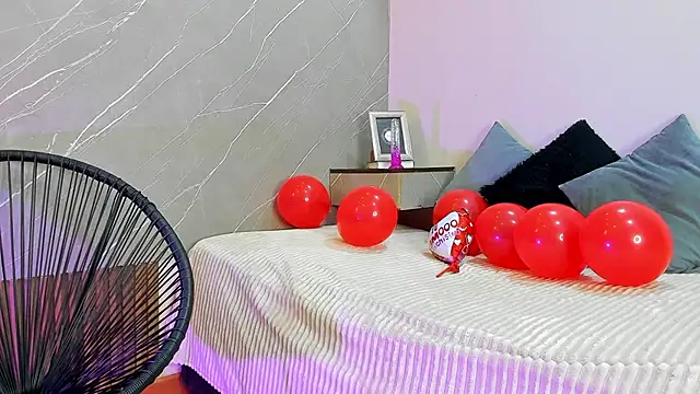 ariana jhonson1 online show from February 14, 12:57 pm