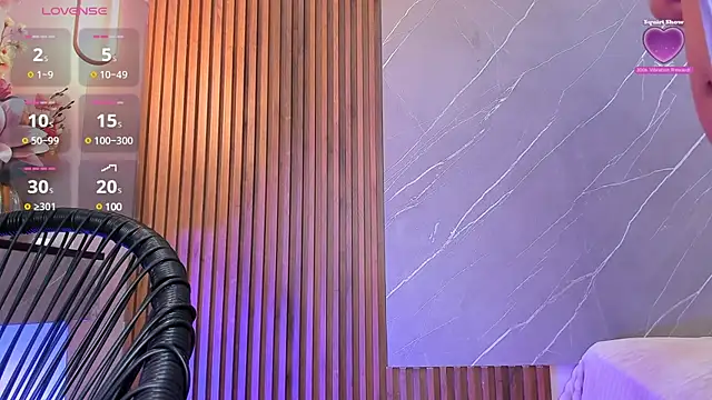 ariana jhonson1 online show from March 6, 12:52 pm