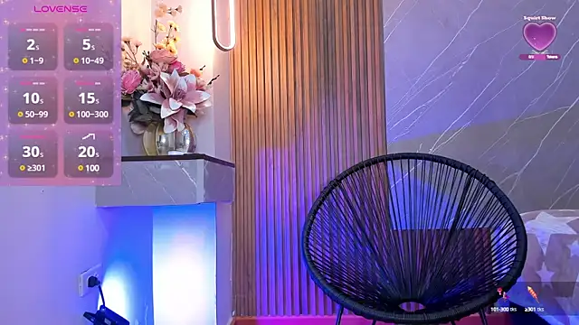 ariana jhonson1 online show from March 8, 12:52 pm