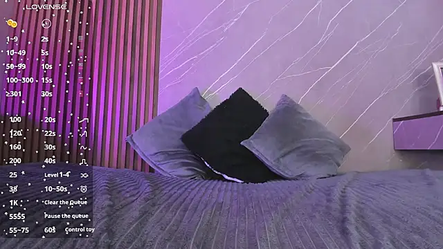 ariana jhonson1 online show from November 12, 12:49 pm