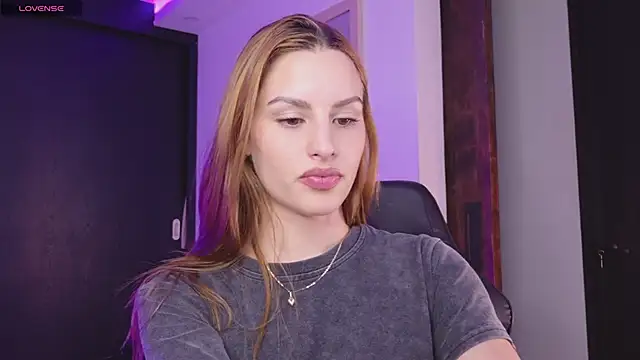 Snapshot of yourdream_6 chatting on November 7, 11:05 pm yourdream 6 online show from November 7, 11:05 pm