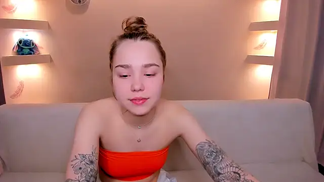 YourMegan online show from November 8, 8:07 pm