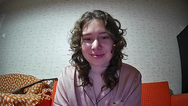 girliemilk online show from October 29, 10:11 pm