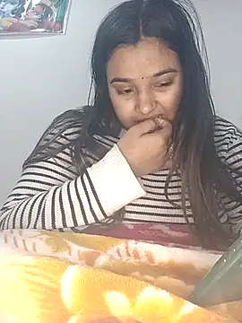 RAYI 01 online show from February 9, 8:02 pm