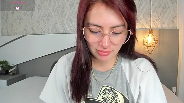 Snapshot of Miile_Evans chatting on March 6, 4:38 pm Miile Evans online show from March 6, 4:38 pm
