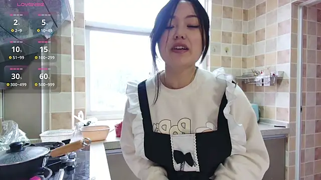 nanaliu6 online show from March 19, 10:22 am