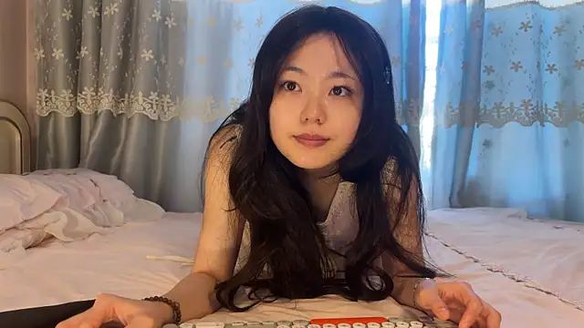 nanaliu6 online show from November 12, 1:39 am