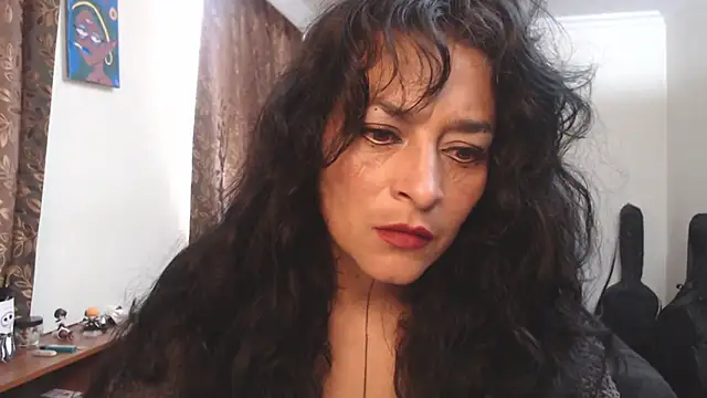 Snapshot of LeaBigboobs chatting on September 12, 1:33 pm LeaBigboobs online show from September 12, 1:33 pm