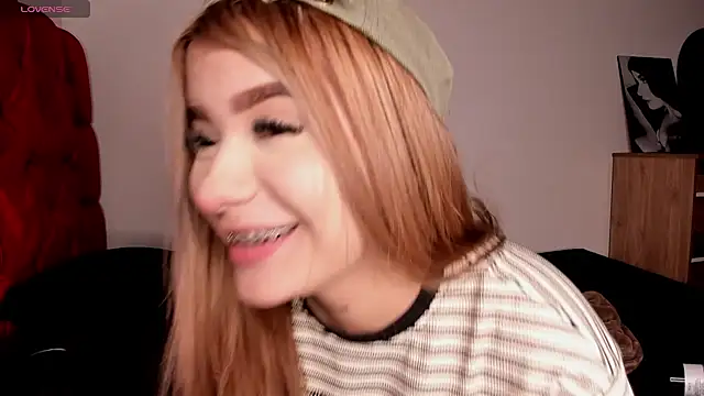 akirahattori online show from March 17, 12:26 am