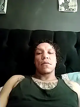 0nn0sk8 online show from April 28, 7:41 pm