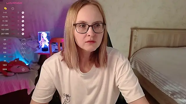 Agatha Mott online show from November 10, 2:10 am