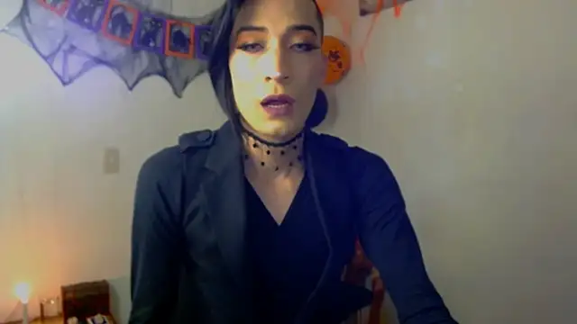 Snapshot of NovaNyx11 chatting on October 21, 10:10 pm NovaNyx11 online show from October 21, 10:10 pm