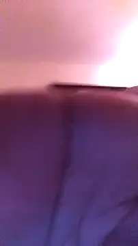 Snapshot of Elgroney23 chatting on February 9, 1:46 pm Elgroney23 online show from February 9, 1:46 pm