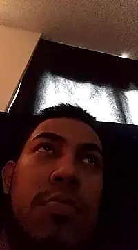 Snapshot of Elgroney23 chatting on March 16, 7:49 pm Elgroney23 online show from March 16, 7:49 pm