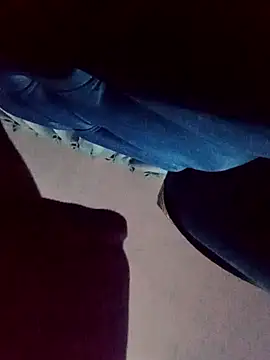 Snapshot of Elgroney23 chatting on December 1, 1:10 am Elgroney23 online show from December 1, 1:10 am