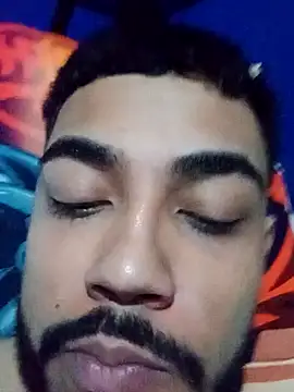 Snapshot of Elgroney23 chatting on February 23, 8:01 am Elgroney23 online show from February 23, 8:01 am