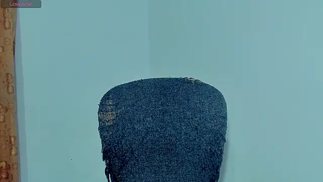 Eli clark  online show from September 25, 2:10 pm