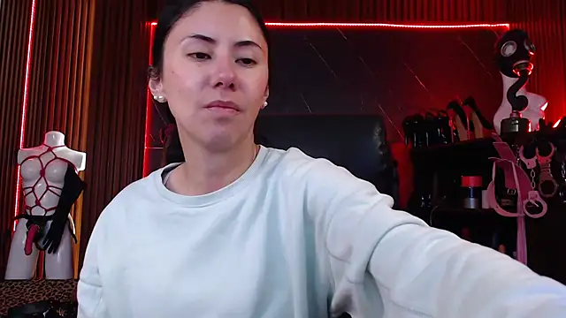 XiaQueen online show from September 27, 8:14 pm