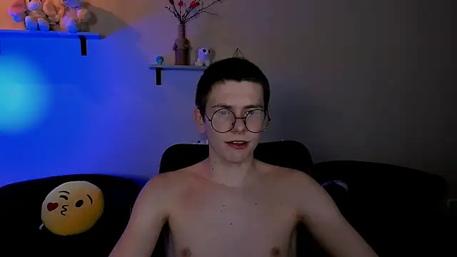 Snapshot of jimmie_hot chatting on February 4, 11:16 pm jimmie hot online show from February 4, 11:16 pm