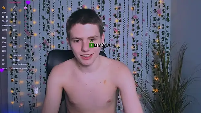 Snapshot of jimmie_hot chatting on March 22, 2:05 am jimmie hot online show from March 22, 2:05 am