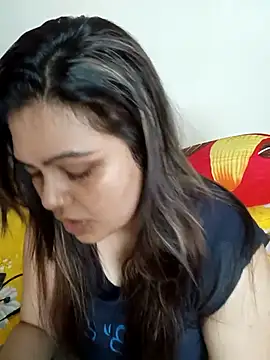 Snapshot of blue-berry07 chatting on November 4, 7:29 am blue-berry07 online show from November 4, 7:29 am