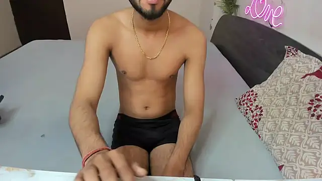 Queen Couple online show from November 22, 6:23 am