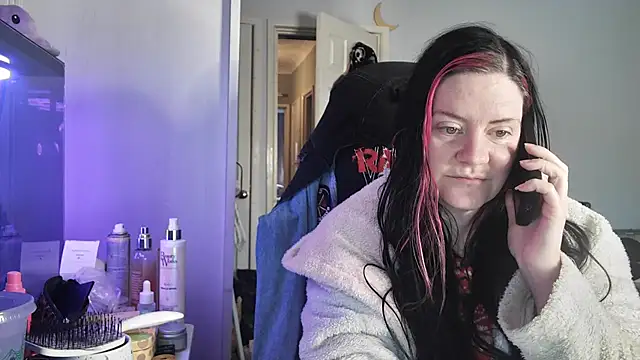 AureliaXOX online show from December 21, 11:06 am