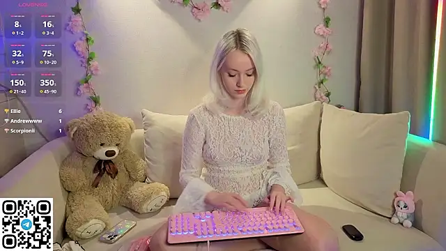 Snapshot of Anadeyaaa chatting on February 27, 12:10 am Anadeyaaa online show from February 27, 12:10 am