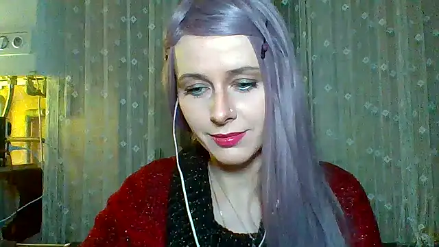 LuminousLady online show from February 27, 5:15 pm