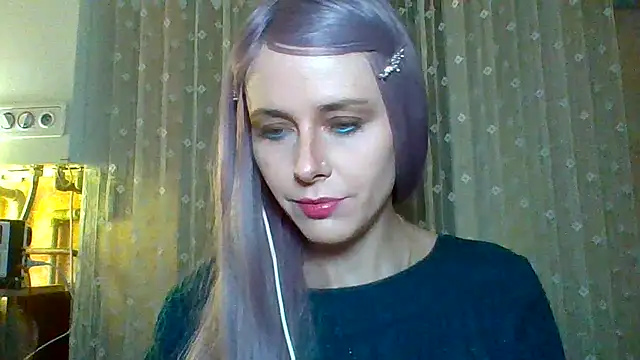 LuminousLady online show from February 28, 6:41 pm