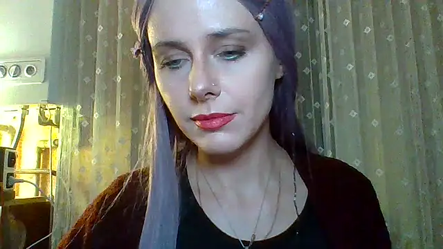 LuminousLady online show from March 4, 9:22 pm