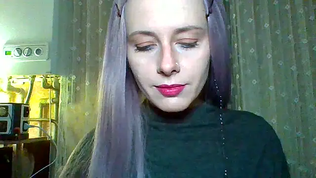 LuminousLady online show from March 10, 6:23 pm