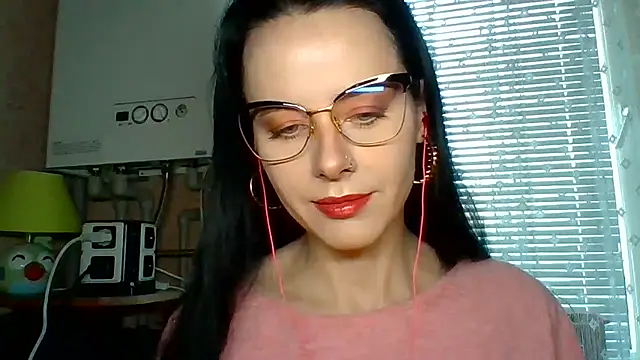 LuminousLady online show from September 26, 7:23 am