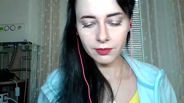 LuminousLady online show from October 20, 6:25 am