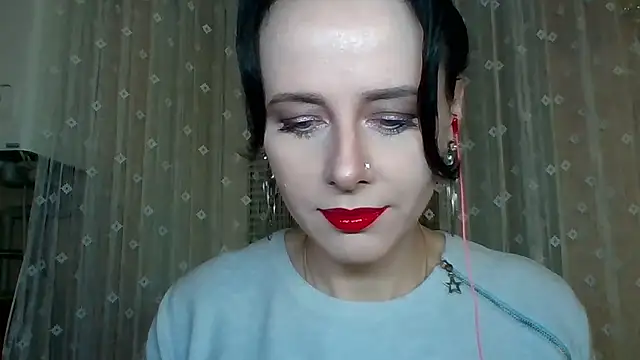 LuminousLady online show from December 14, 6:12 pm