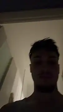 NaplesGuy04 online show from April 16, 5:36 pm