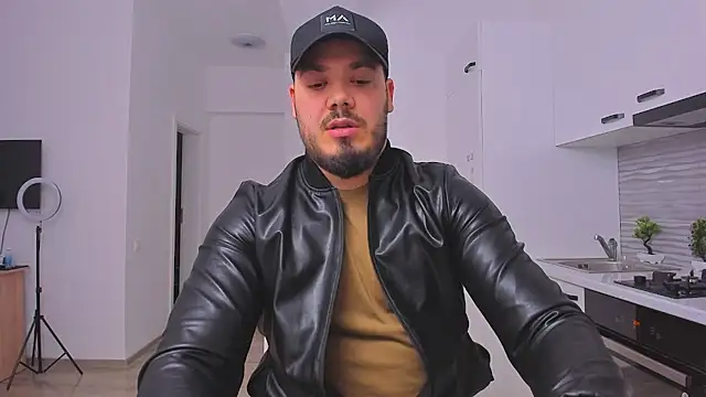 ZackMasterss online show from February 24, 1:35 am