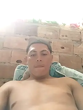 Snapshot of Eric200215 chatting on September 28, 2:55 pm Eric200215 online show from September 28, 2:55 pm