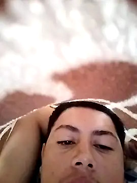 Snapshot of Eric200215 chatting on November 9, 10:13 am Eric200215 online show from November 9, 10:13 am