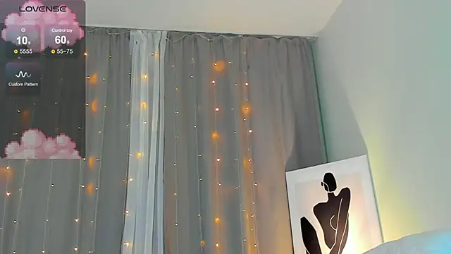 Mia Luw online show from March 19, 4:02 pm