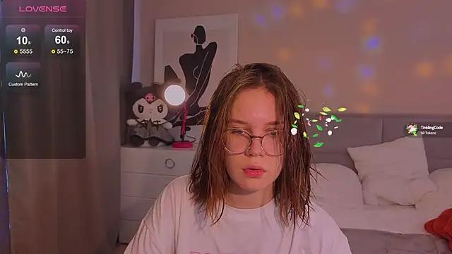 Mia Luw online show from October 12, 4:44 am