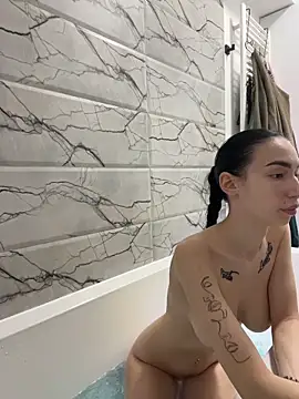 Celine Roxelle online show from March 6, 8:27 pm