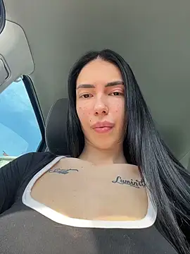 Celine Roxelle online show from March 25, 9:26 am