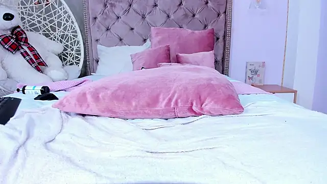 Snapshot of cattaleya_get chatting on February 25, 6:20 pm cattaleya get online show from February 25, 6:20 pm
