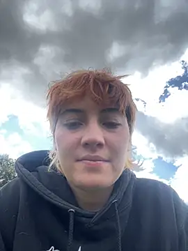 Maggie Geller online show from November 7, 7:14 pm