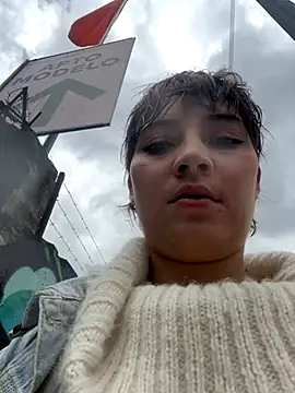 Maggie Geller online show from November 13, 3:55 pm