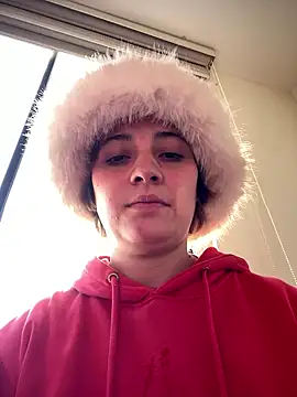 Maggie Geller online show from January 7, 1:46 pm