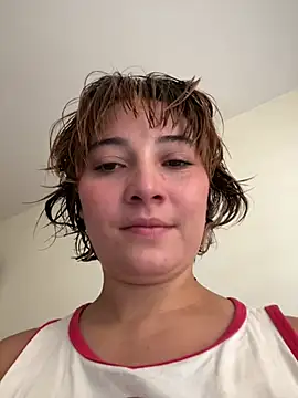 Maggie Geller online show from April 10, 6:34 pm