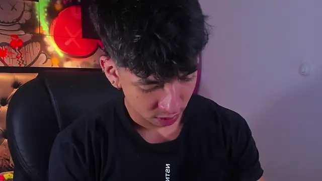 ISAAC CRYSTON online show from September 17, 8:10 pm